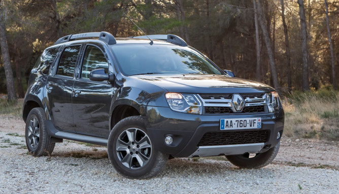 Com mudanças tímidas, Renault revela Duster 2014