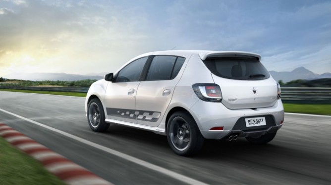 Esportivo com 150 cv- Renault Sandero R.S. chega em setembro por R$ 58.880 1