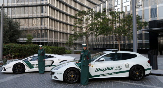 dubai_police_super_cars_fast_lane_mag