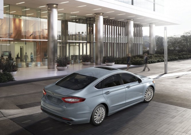 Novo Ford Fusion Hybrid chega ao Brasil em agosto 1