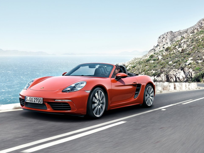 Porsche lança nova geração do Boxster com novo batismo e motores 4 cilindros turbo 3