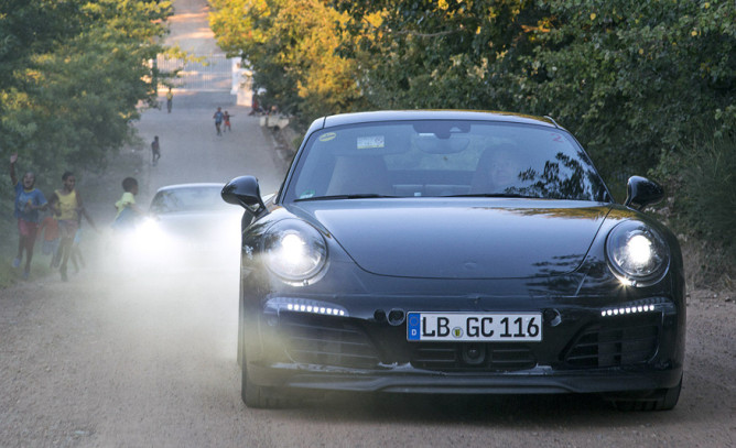 2016 Porsche 911 Carrera