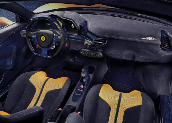 Salão de Paris- Ferrari apresenta 458 Speciale Aperta 6