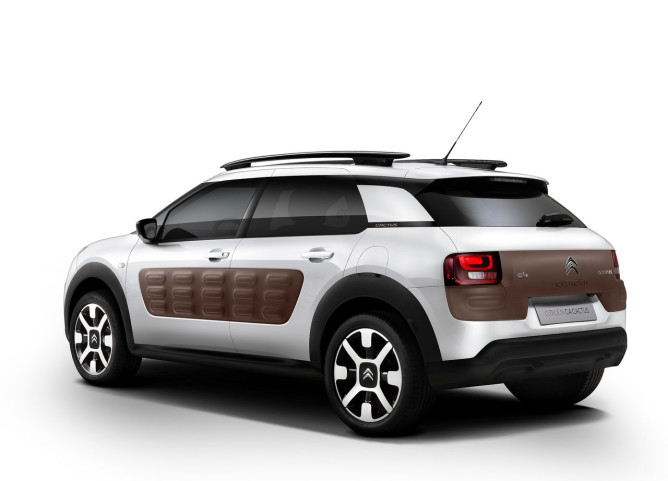 Versão de produção do Citroën C4 Cactus aparece antes do lançamento oficial 2