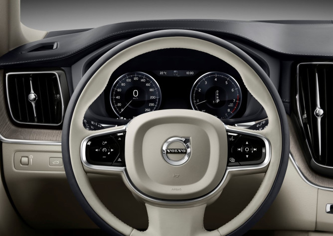 Volvo apresenta nova geração do XC60 no Salão de Genebra 8